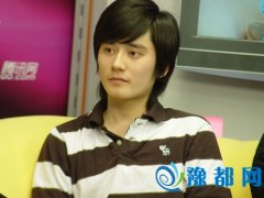 XЩ