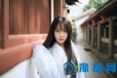 Julia Chen{20174\(yn)(sh)
